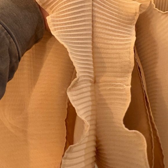 Elegant Pleated Romper - Picture 10 of 10